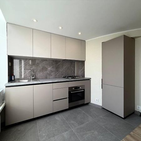 18 Deribasivska Street Jacuzzi Apartment Odesa Exterior foto